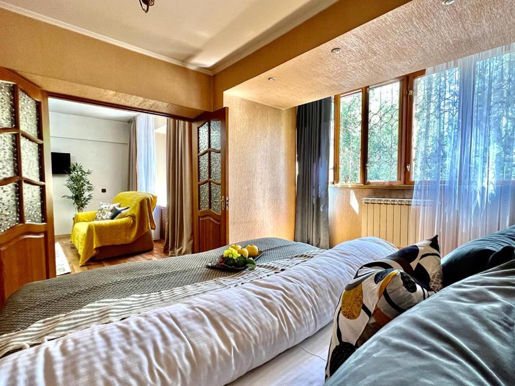 Apartment Retro на ауэзова *