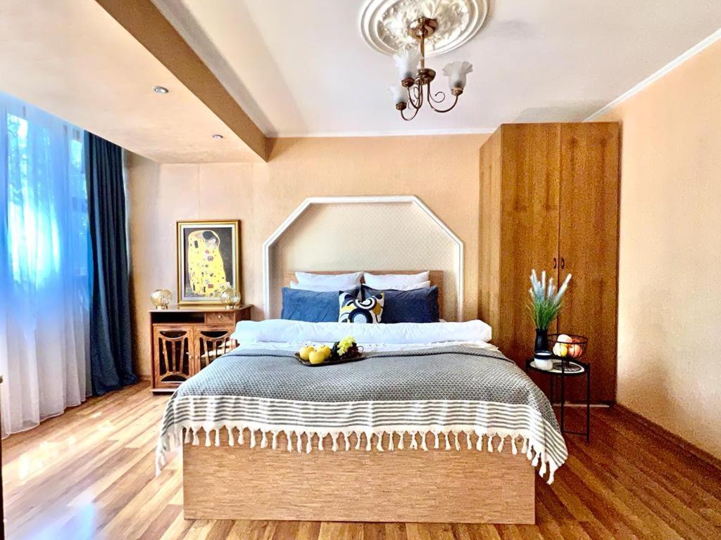 Apartment Retro на ауэзова *