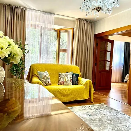 Retro На Ауэзова Apartment Almaty Exterior photo